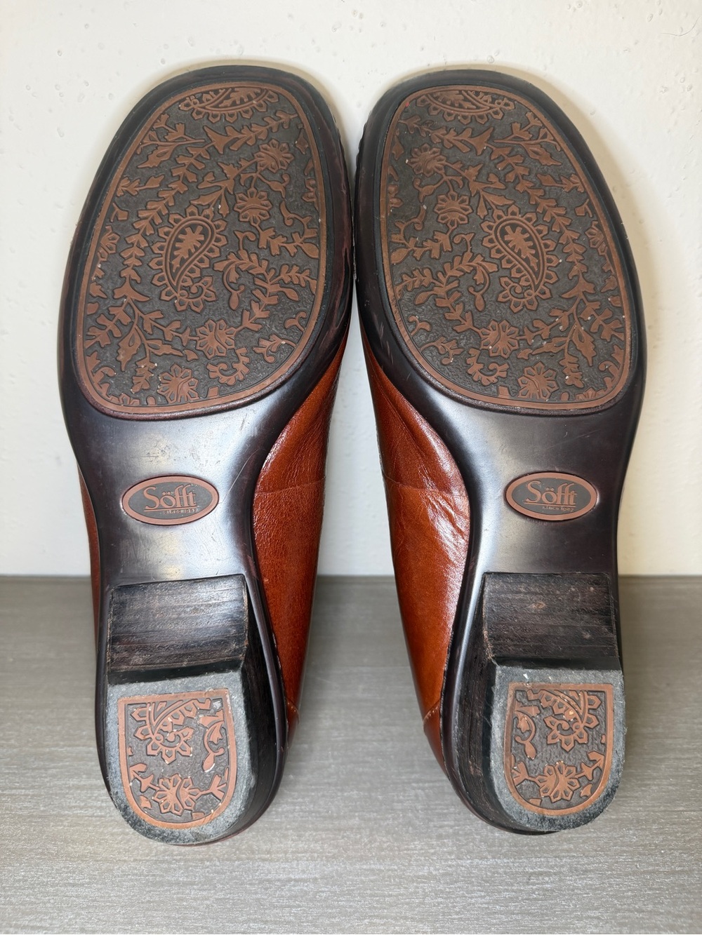 Women’s Sofft Leather Napoli Loafers Grown Leather Shoes Embossed 10M - Picture 9 of 10